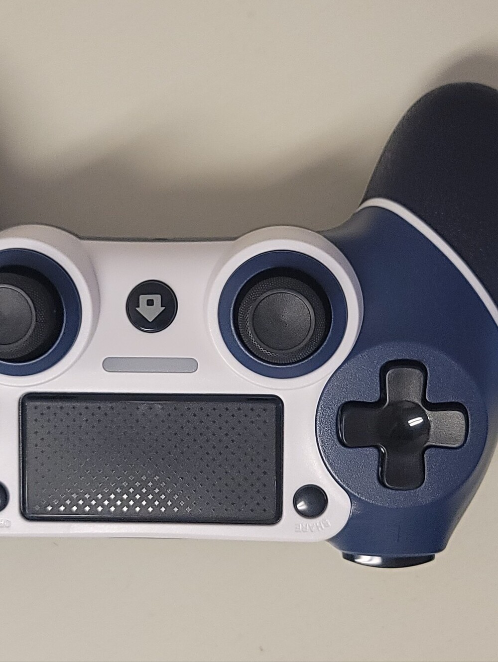 PS4 Style Wireless Controller - Picture 6 of 11